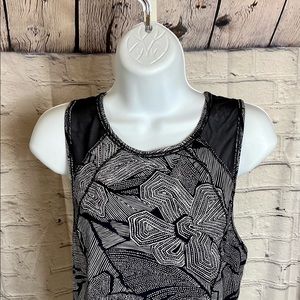 Lululemon tank- 4